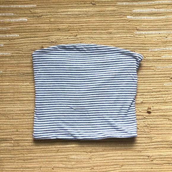 Brandy Melville Top - Picture 3 of 5